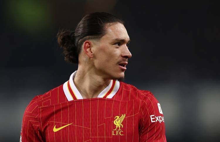 利物浦客场大胜，英超冠军卫冕有望